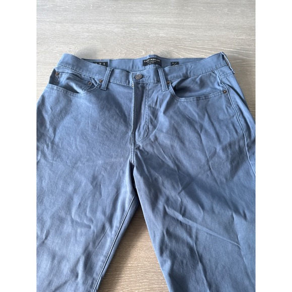 Lucky Brand 121 Slim Straight Pants Men's Size 34x32 Blue Chinos - Picture 1 of 16